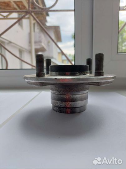 Ступица задняя оригинал Nissan