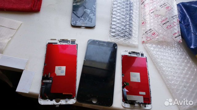 iPhone дисплеи