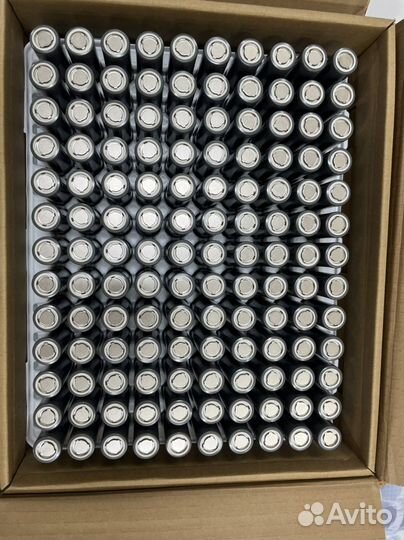 Аккумуляторы 21700 LG (оригинал)