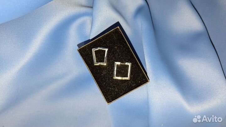 Серьги бижутерия