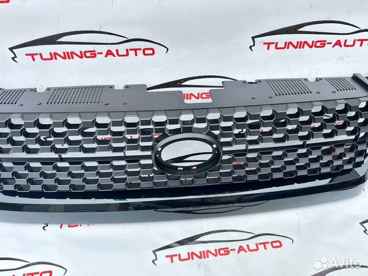 Решетка радиатора Toyota Tundra U6097