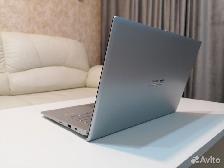 Ультрабук asus 2021 года для Автокад и средних игр