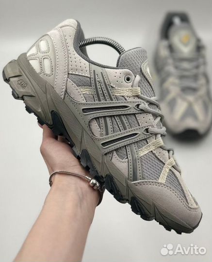 Стильные Asics Sonoma