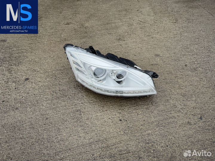 Фара правая mercedes-benz S W221