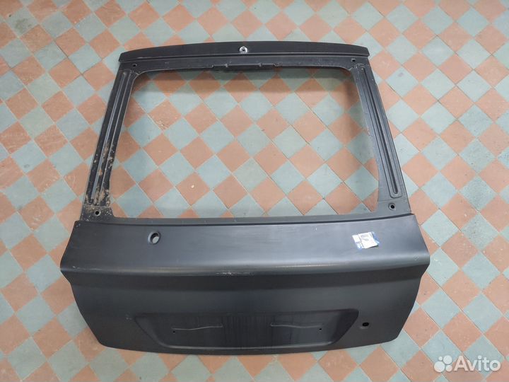 Дверь багажника Лада Приора Хетчбэк / ваз 2172