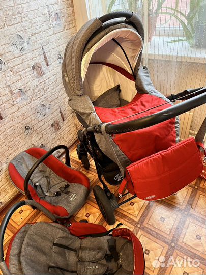 Прогулочная коляска с автолюлькой