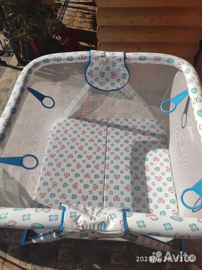 Манеж детский складной