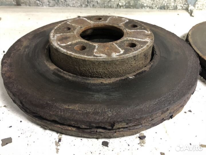 Передние тормозные диски Ford Focus 2