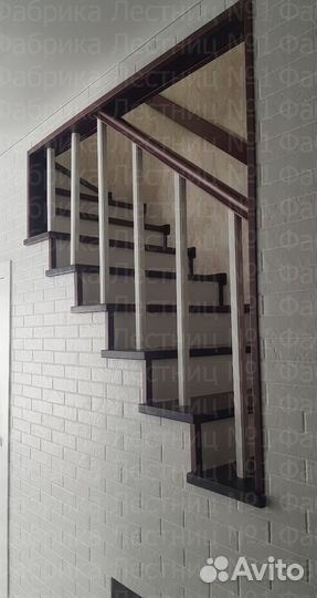 Лестница на металлическом каркасе