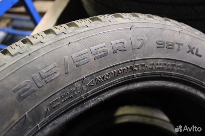 Nokian Tyres Hakkapeliitta 8 215/55 R17