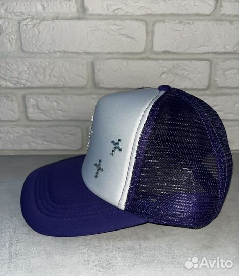 Кепка-Тракер со стразами