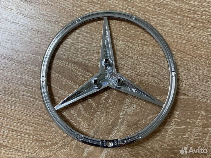 Новые значки Mercedes Benz в наличии