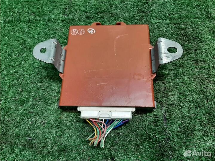 Блок электронный Lexus GS 450H 2007