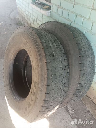 Два балона 315.80.R22,5