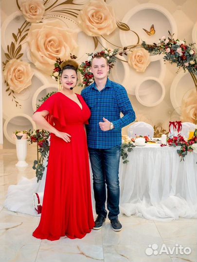 Ведущие праздников