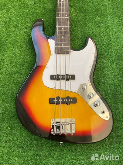Бас гитара Jazz Bass Sunburst
