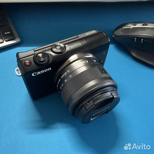 Canon eos m 100
