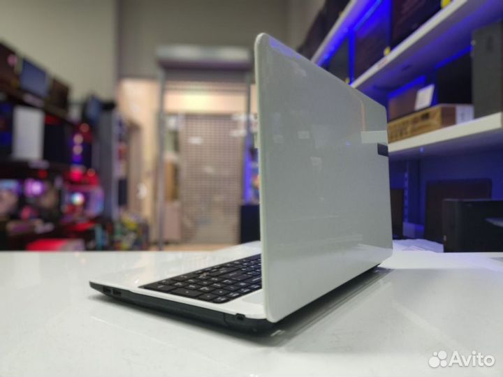 Ноутбук Packard Bell Intel Core i3 2 гб