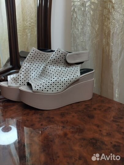 Туфли женские 39 размер