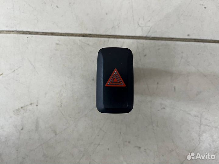 Кнопка аварийной сигнализации Kia Rio 3 UB 2011-20