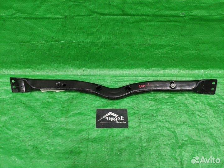 Рамка радиатора Jeep Compass