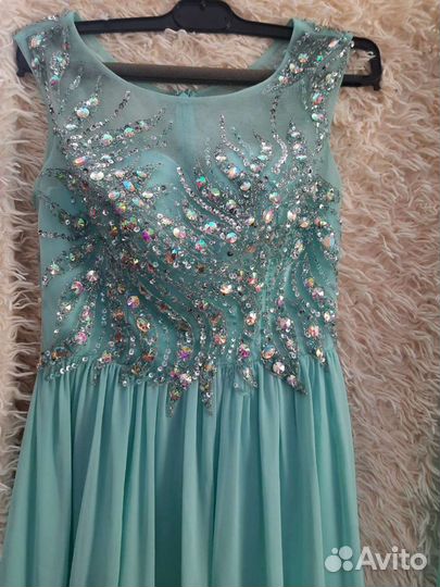 Веченее платье 42 44