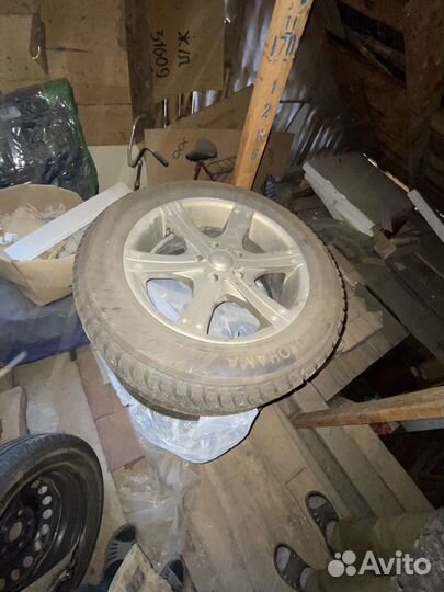 Колёса зимние touareg r18