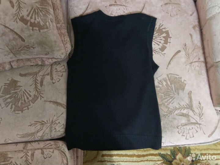 Жилетка для мальчика школьная