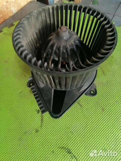 Моторчик печки Пежо 406