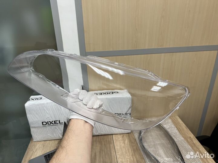 Стекло фары Volvo S60 II рест. 2013-2018