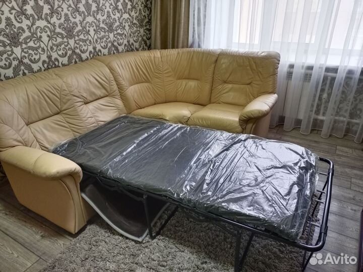 Продам кожаный угловой диван б/у пр-во Финляндия