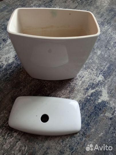 Продам бачок от унитаза