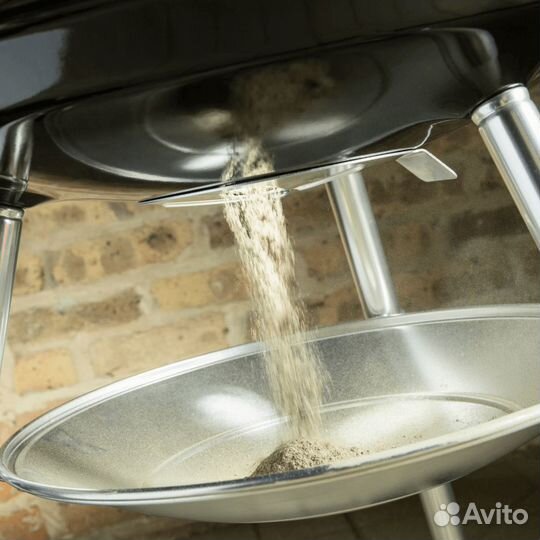 Угольный гриль Weber Compact Kettle 47