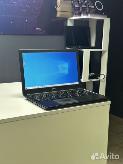 Ноутбук Acer Aspire E1-572G