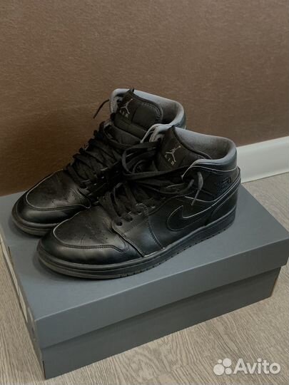 Air jordan 1 mid оригинал