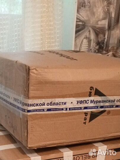 Коробка детских вещей