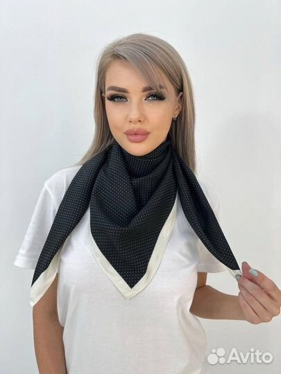 Шелковый платок в горошек разные цвета под винтаж