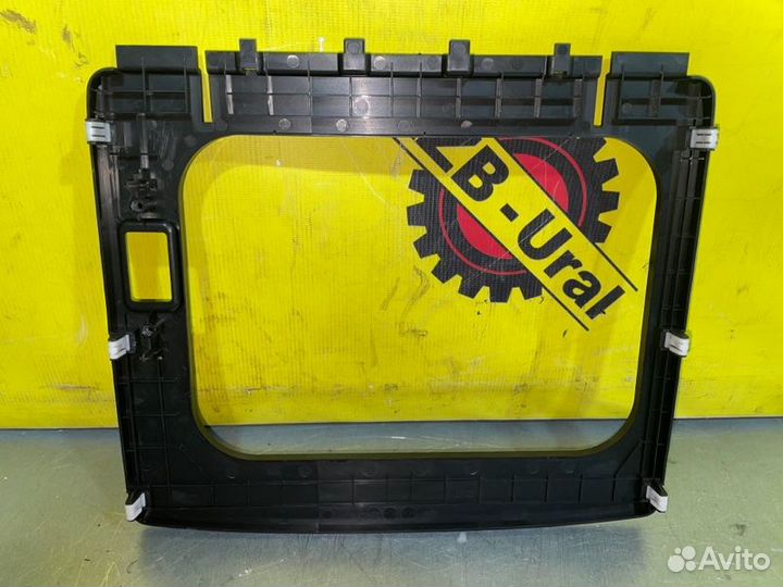 Накладка подлокотника Nissan Patrol Y62 Y62 5.6