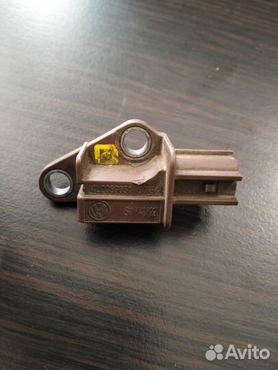 Датчик удара VAG 4L0959651