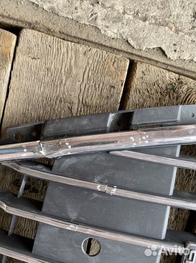 Решетка радиатора audi a4 b9