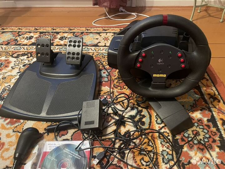 Руль logitech momo racing