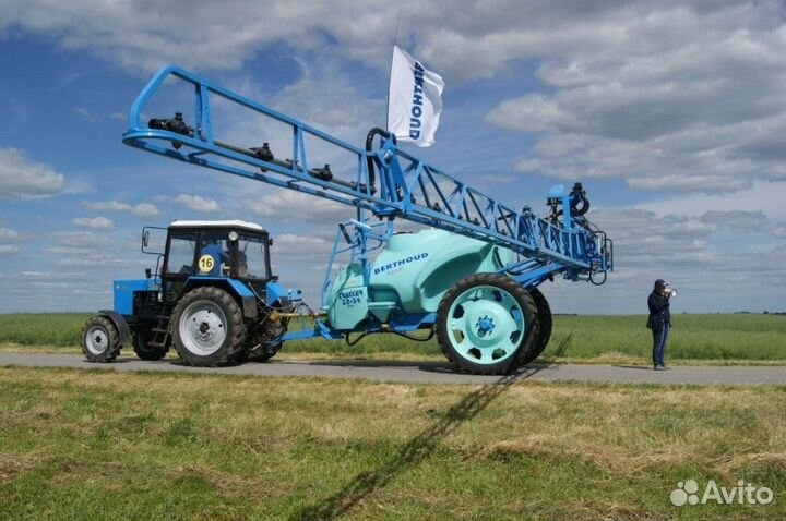 Опрыскиватель Berthoud Tracker 3200, 2023