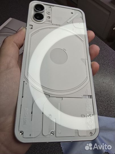 Nothing Phone 1, 8/256 ГБ