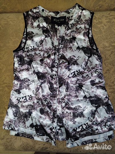 Кожаный плащ