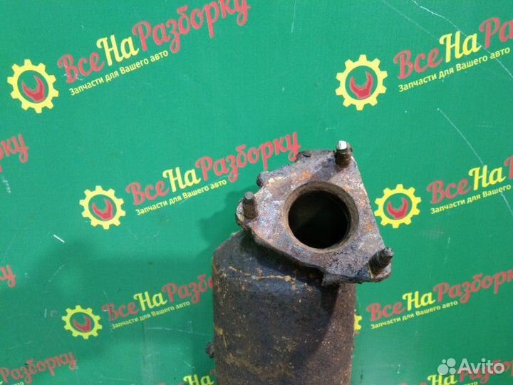 Выпускной коллектор Nissan Almera N16 седан 2006