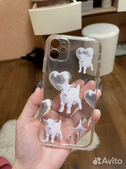 Чехол на iPhone 11