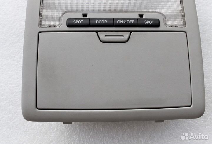 Плафон подсветки салона Land Cruiser 200 2009-2015