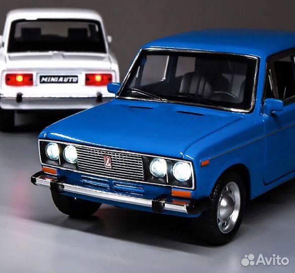 Модель автомобиля металл