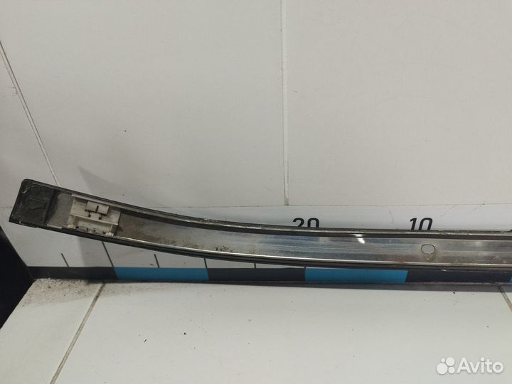 Молдинг крыши правый land rover discovery III