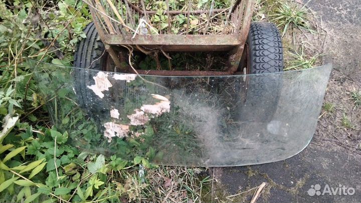 Стекло на москвич